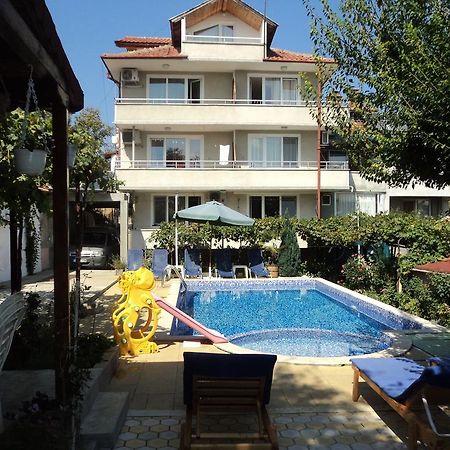 Guest House Drazhev 奥布佐尔 外观 照片
