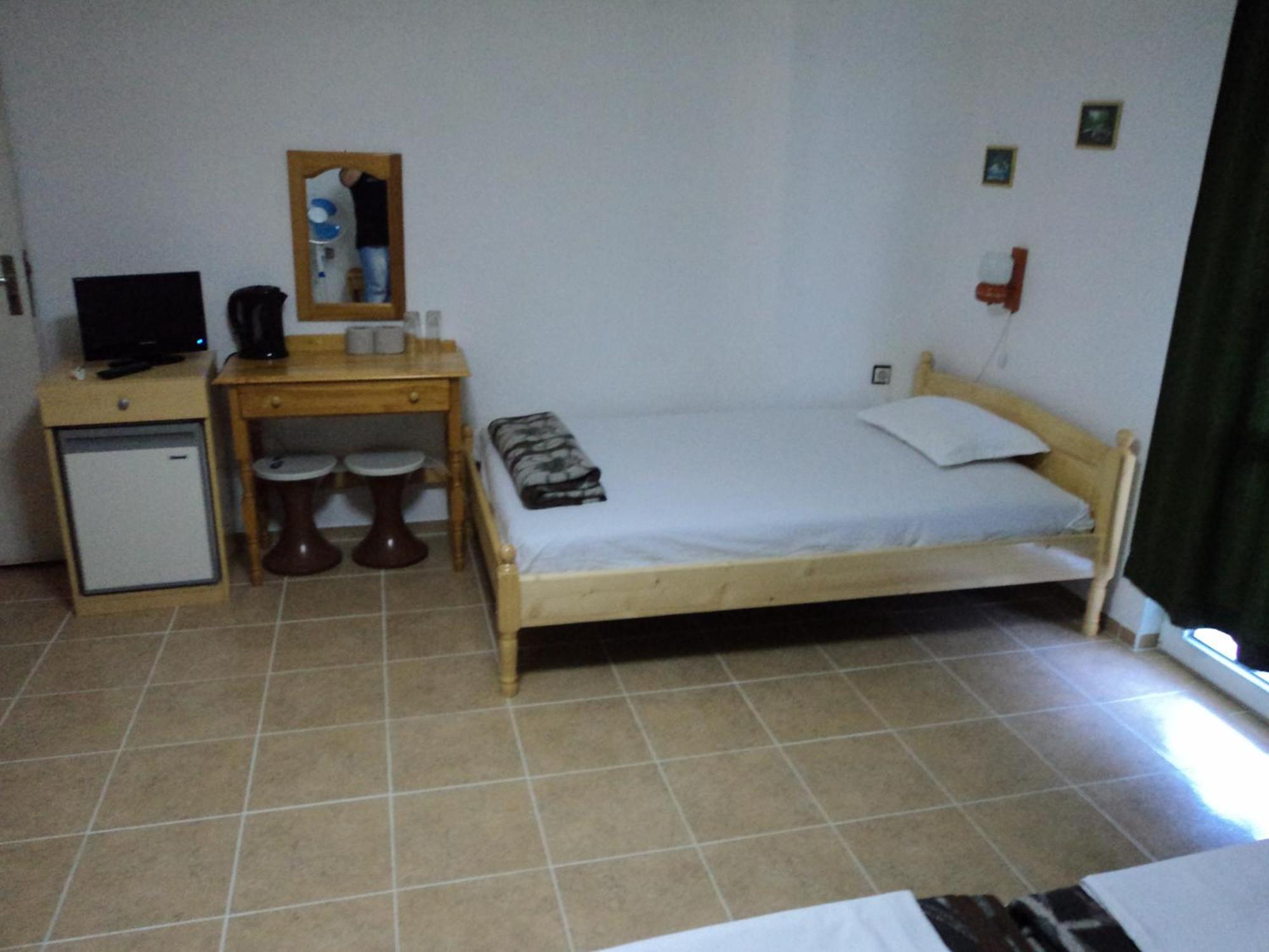 Guest House Drazhev 奥布佐尔 外观 照片