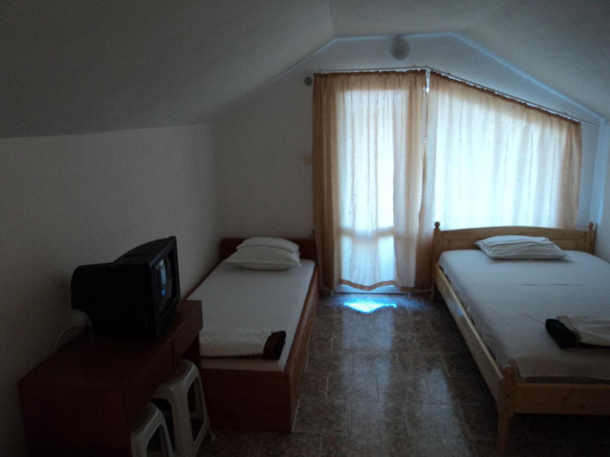 Guest House Drazhev 奥布佐尔 外观 照片