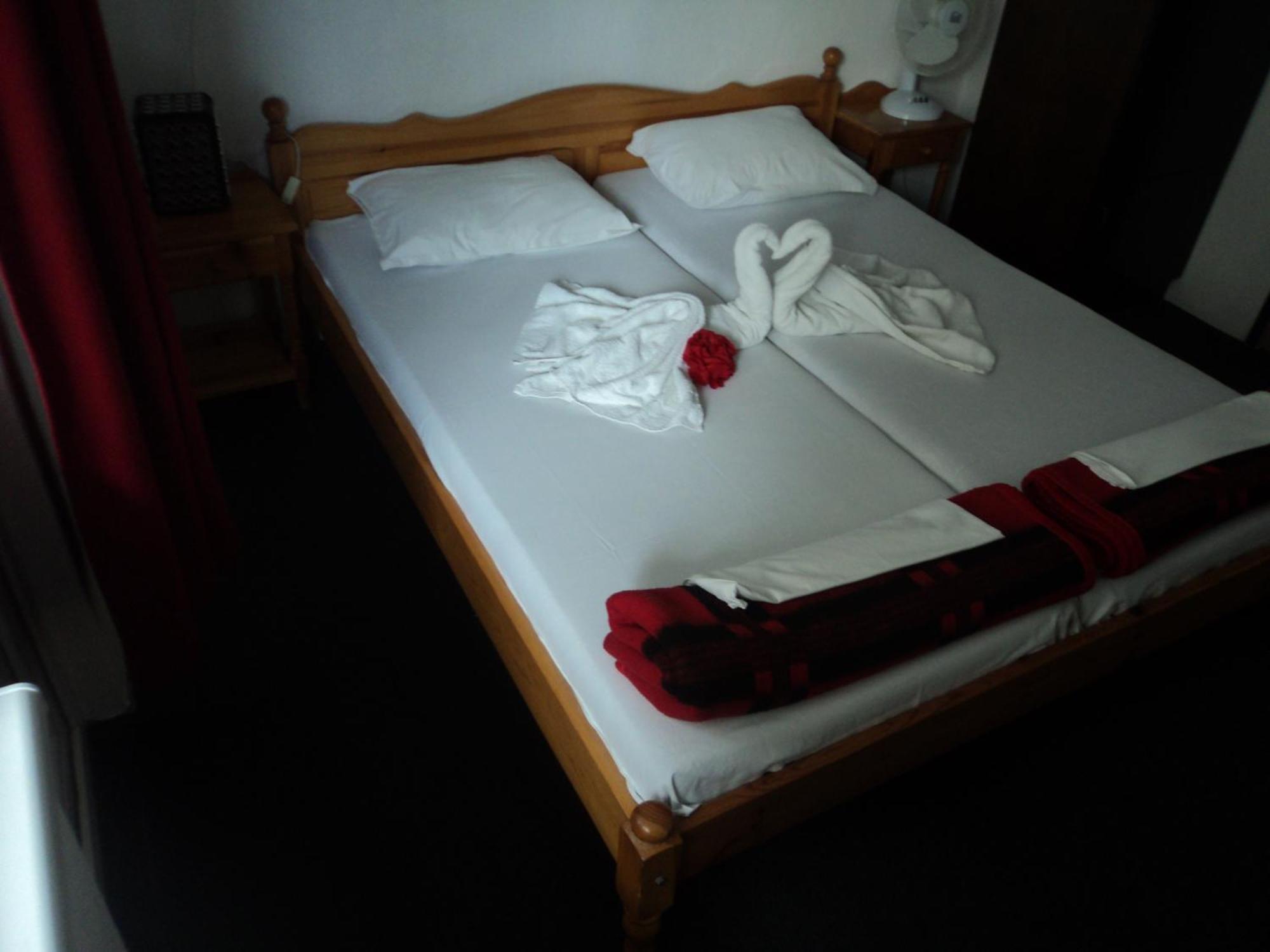 Guest House Drazhev 奥布佐尔 外观 照片