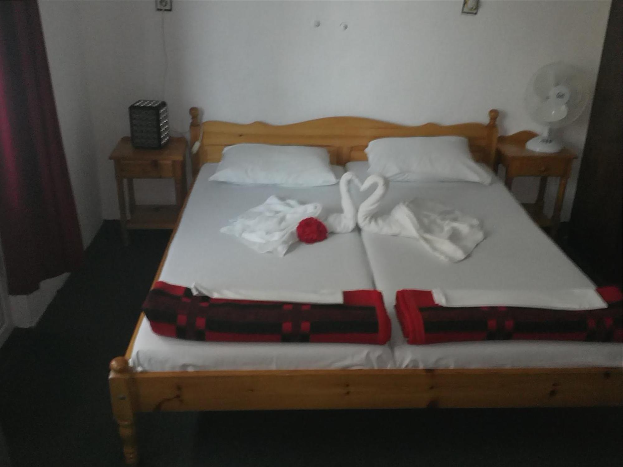 Guest House Drazhev 奥布佐尔 外观 照片