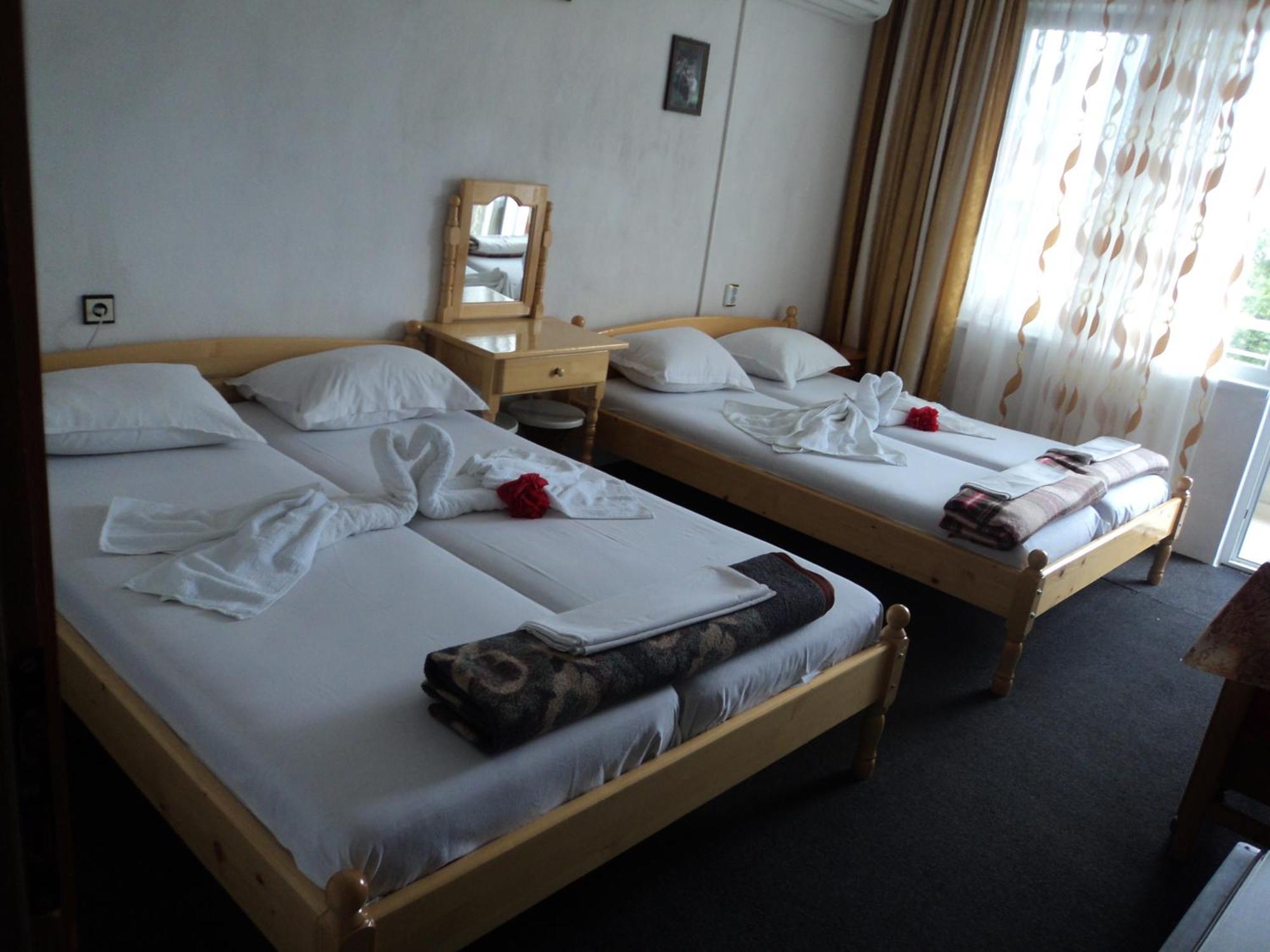 Guest House Drazhev 奥布佐尔 外观 照片