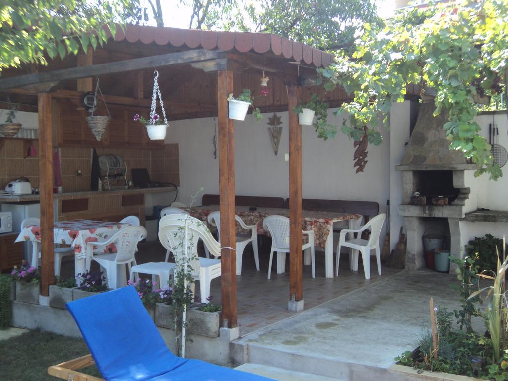 Guest House Drazhev 奥布佐尔 外观 照片